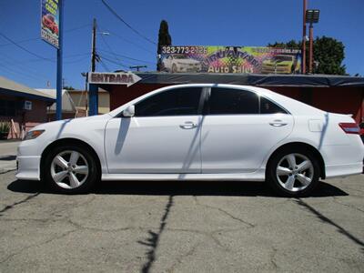 2011 Toyota Camry SE - Photo 4 - Bell, CA 90201