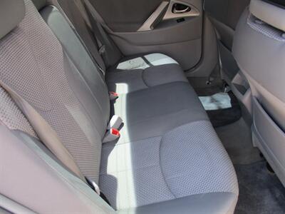 2011 Toyota Camry SE - Photo 12 - Bell, CA 90201