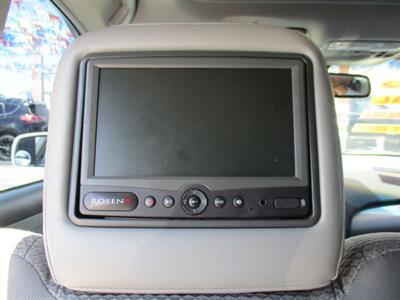 2011 Toyota Camry SE - Photo 17 - Bell, CA 90201