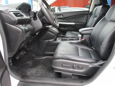 2016 Honda CR-V Touring   - Photo 10 - Bell, CA 90201