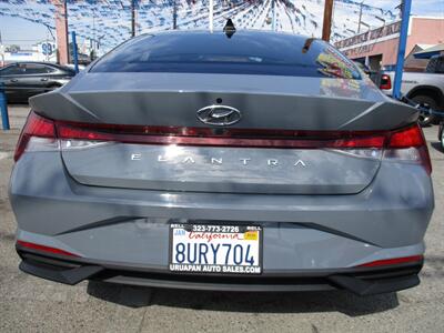 2021 Hyundai ELANTRA SEL   - Photo 7 - Bell, CA 90201