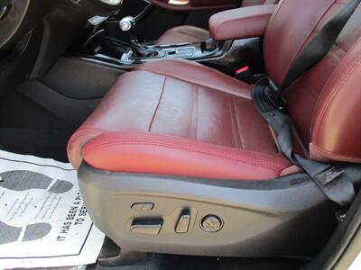 2017 Kia Sorento SX Limited V6   - Photo 10 - Bell, CA 90201