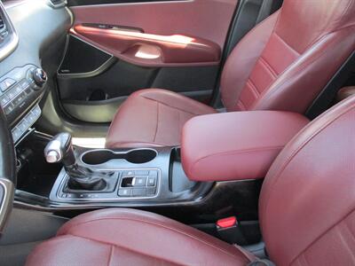 2017 Kia Sorento SX Limited V6   - Photo 11 - Bell, CA 90201