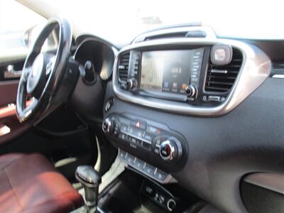 2017 Kia Sorento SX Limited V6   - Photo 31 - Bell, CA 90201