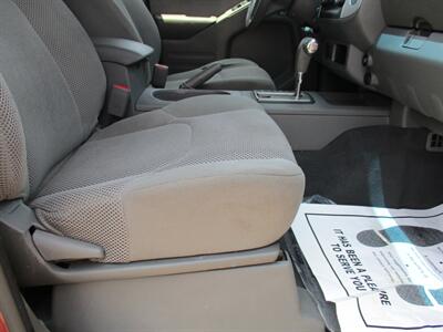 2019 Nissan Frontier SV   - Photo 20 - Bell, CA 90201