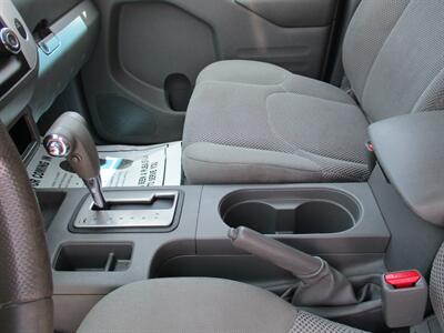 2019 Nissan Frontier SV   - Photo 14 - Bell, CA 90201