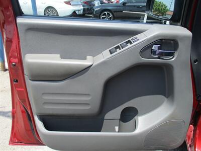 2019 Nissan Frontier SV   - Photo 32 - Bell, CA 90201