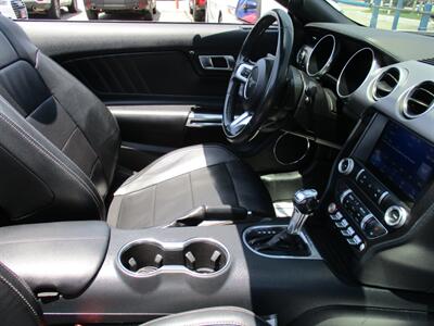 2021 Ford Mustang EcoBoost Premium   - Photo 18 - Bell, CA 90201