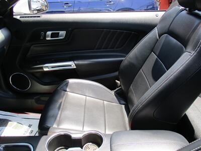 2021 Ford Mustang EcoBoost Premium   - Photo 13 - Bell, CA 90201