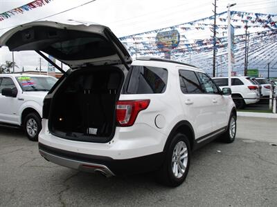 2016 Ford Explorer XLT   - Photo 7 - Bell, CA 90201