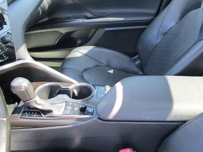 2022 Toyota Camry XSE - Photo 12 - Bell, CA 90201