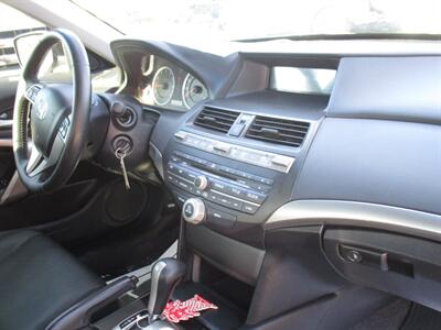 2010 Honda Accord EX-L V6 w/Navi   - Photo 23 - Bell, CA 90201