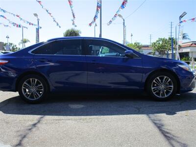 2015 Toyota Camry SE   - Photo 8 - Bell, CA 90201