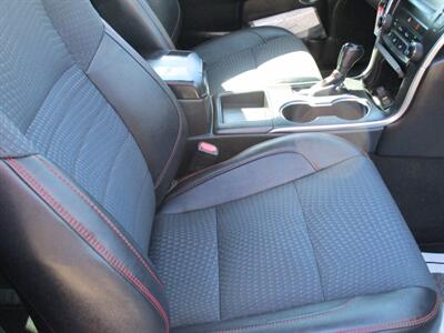 2015 Toyota Camry SE   - Photo 21 - Bell, CA 90201