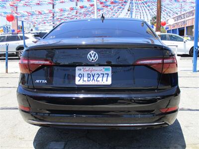 2019 Volkswagen Jetta SEL   - Photo 7 - Bell, CA 90201
