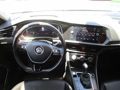 2019 Volkswagen Jetta SEL   - Photo 30 - Bell, CA 90201