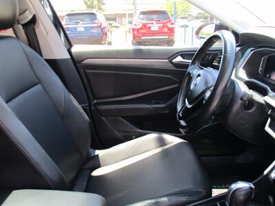 2019 Volkswagen Jetta SEL   - Photo 22 - Bell, CA 90201