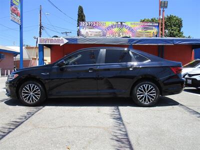 2019 Volkswagen Jetta SEL   - Photo 9 - Bell, CA 90201