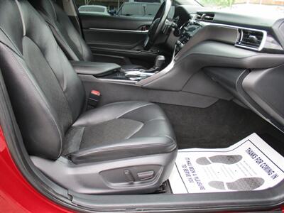 2018 Toyota Camry XLE V6   - Photo 19 - Bell, CA 90201