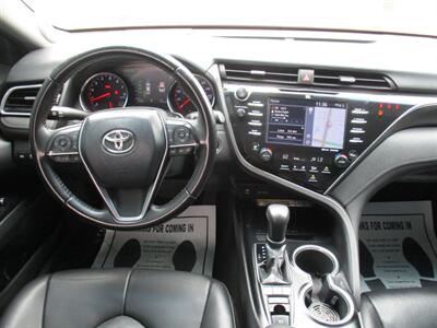 2018 Toyota Camry XLE V6   - Photo 27 - Bell, CA 90201