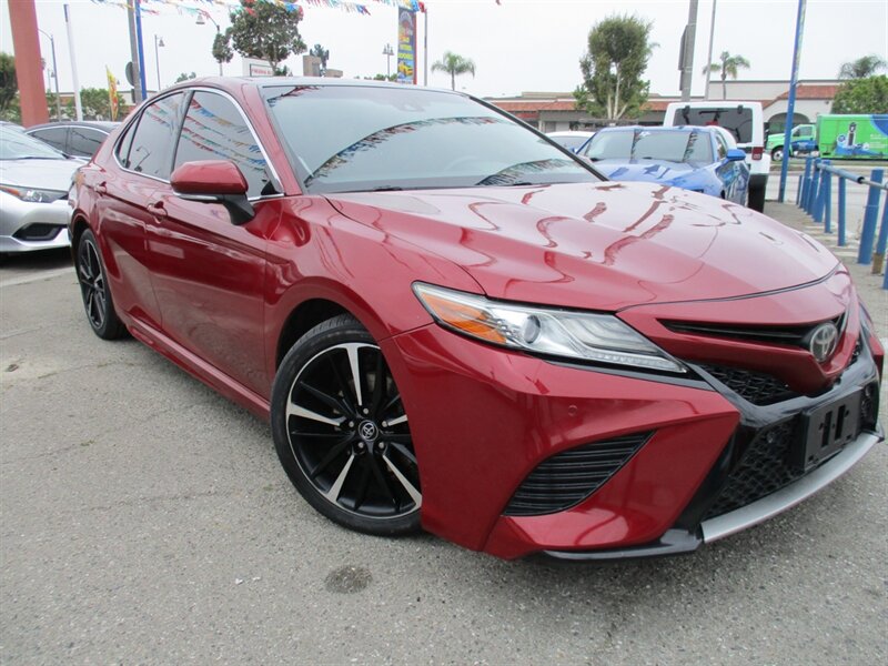 2018 Toyota Camry XLE V6  
