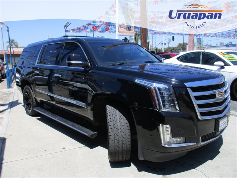 2019 Cadillac Escalade ESV Premium Luxury  