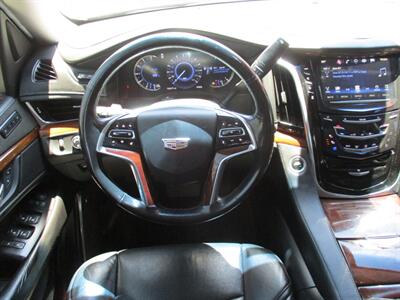2019 Cadillac Escalade ESV Premium Luxury - Photo 34 - Bell, CA 90201