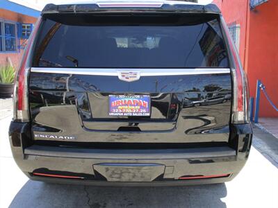 2019 Cadillac Escalade ESV Premium Luxury - Photo 7 - Bell, CA 90201