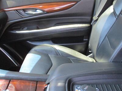 2019 Cadillac Escalade ESV Premium Luxury - Photo 13 - Bell, CA 90201