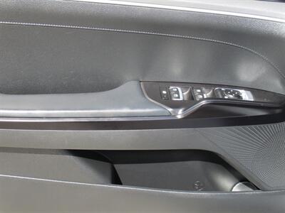 2024 Kia K5 LXS   - Photo 33 - Bell, CA 90201