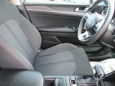 2024 Kia K5 LXS   - Photo 21 - Bell, CA 90201