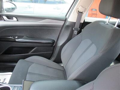 2024 Kia K5 LXS   - Photo 14 - Bell, CA 90201