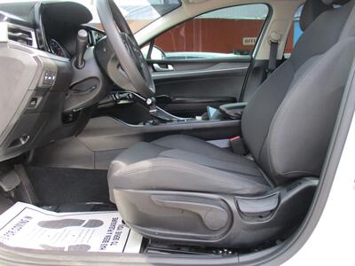 2024 Kia K5 LXS   - Photo 10 - Bell, CA 90201