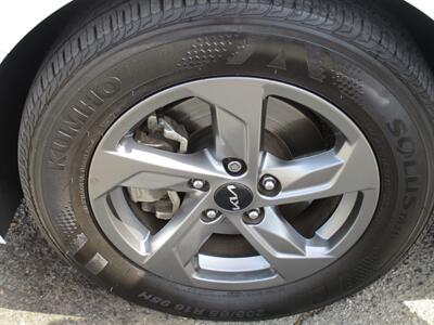 2024 Kia K5 LXS   - Photo 35 - Bell, CA 90201
