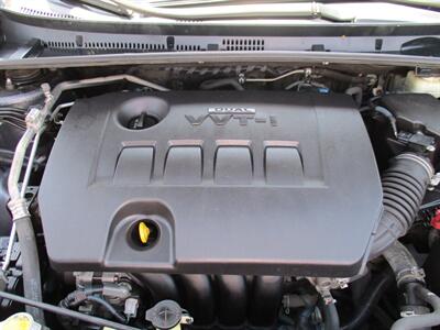 2017 Toyota Corolla SE   - Photo 28 - Bell, CA 90201