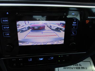 2017 Toyota Corolla SE   - Photo 26 - Bell, CA 90201