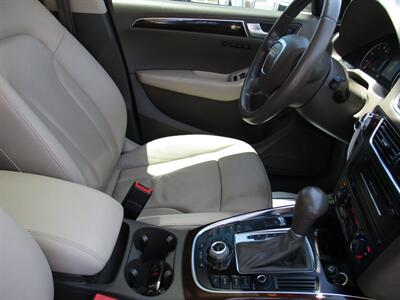 2012 Audi Q5 2.0T quattro Premium   - Photo 24 - Bell, CA 90201