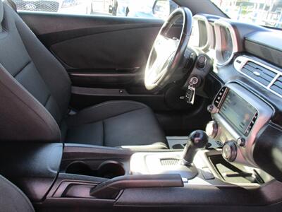 2013 Chevrolet Camaro LT - Photo 20 - Bell, CA 90201