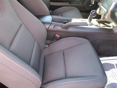 2013 Chevrolet Camaro LT - Photo 19 - Bell, CA 90201