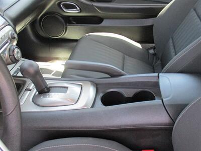 2012 Chevrolet Camaro LS - Photo 13 - Bell, CA 90201