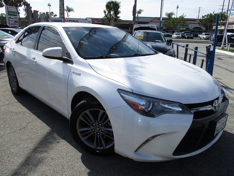2016 Toyota Camry Hybrid SE  