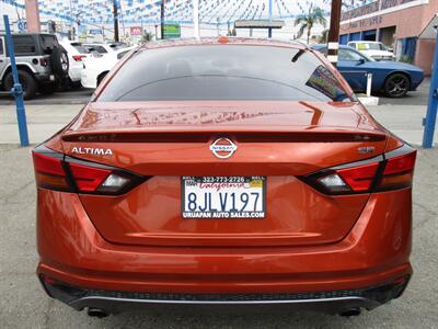 2019 Nissan Altima 2.5 SR   - Photo 8 - Bell, CA 90201