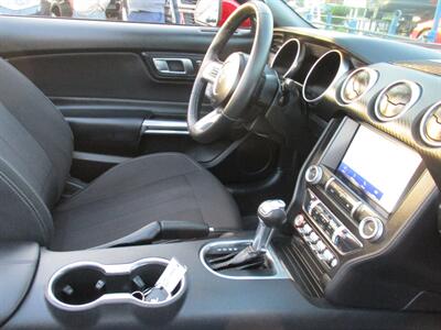 2022 Ford Mustang EcoBoost   - Photo 18 - Bell, CA 90201