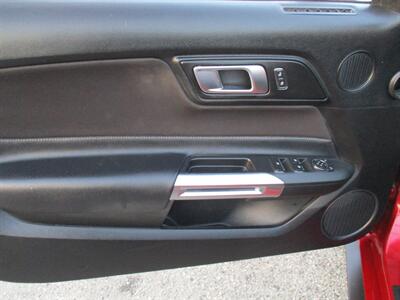 2022 Ford Mustang EcoBoost   - Photo 24 - Bell, CA 90201