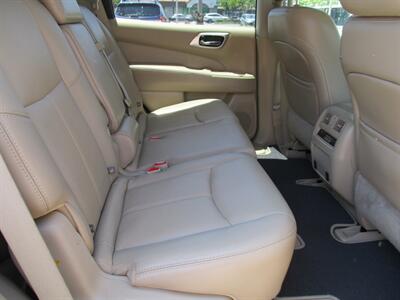 2014 Nissan Pathfinder SL - Photo 20 - Bell, CA 90201