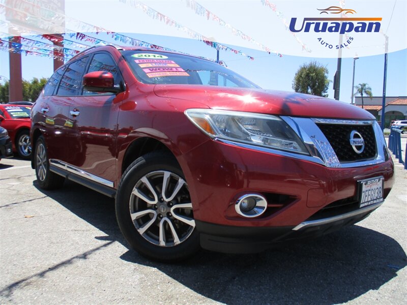 2014 Nissan Pathfinder SL  