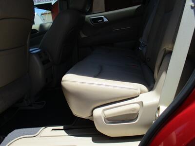 2014 Nissan Pathfinder SL - Photo 15 - Bell, CA 90201