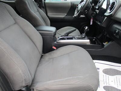 2016 Toyota Tacoma Double Cab SR5 V6 - Photo 17 - Bell, CA 90201