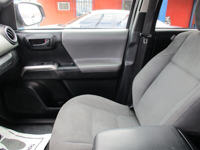 2016 Toyota Tacoma Double Cab SR5 V6 - Photo 12 - Bell, CA 90201