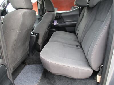 2016 Toyota Tacoma Double Cab SR5 V6 - Photo 13 - Bell, CA 90201
